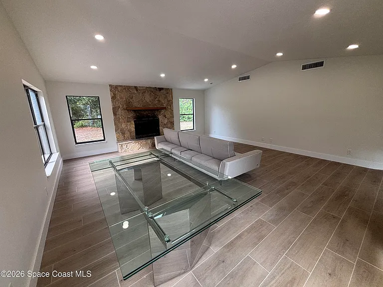 6335 S Tropical Trl — Photo 9