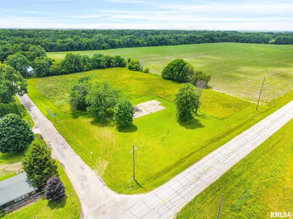 35456 N Middle Grove Rd, Middlegrove, IL 61531