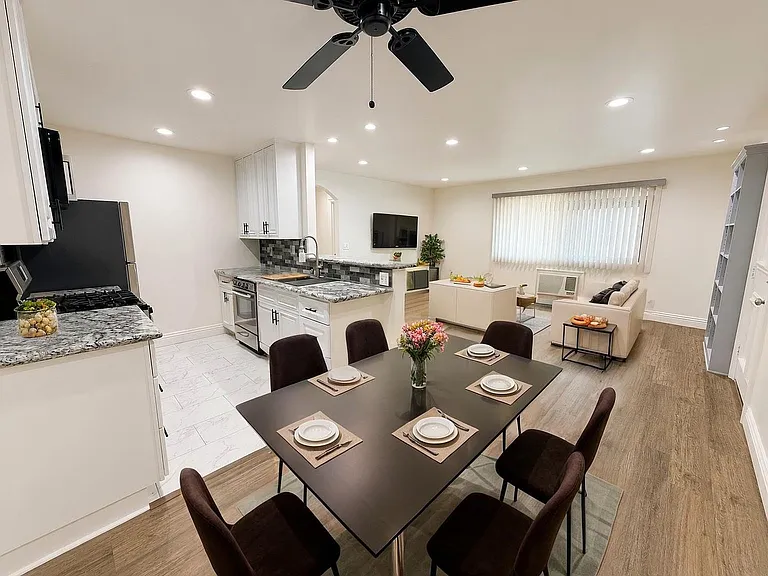 NoHo Liv Apartments — Photo 43