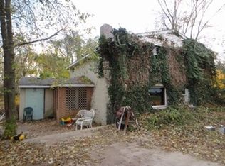 514 1/2 N Wabash St, Watseka, IL 60970
