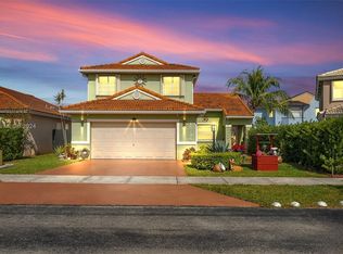 15735 SW 82nd St, Miami, FL 33193