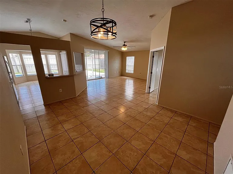7241 Mauna Loa Blvd — Photo 4