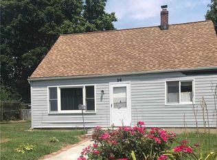 14 E Halley Ln, Central Islip, NY 11722