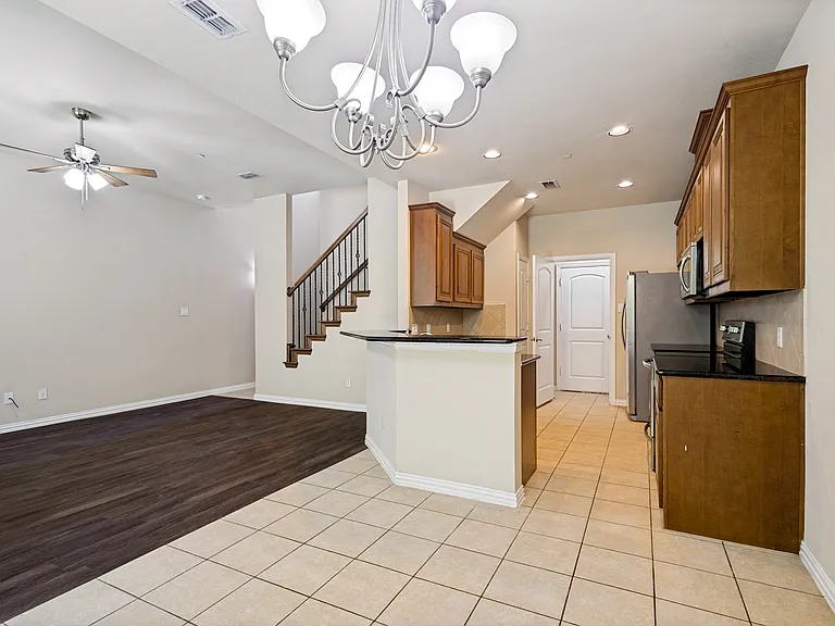241 Barrington Ln — Photo 12