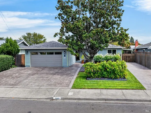 3966 Raleigh Street, Napa, CA 94558