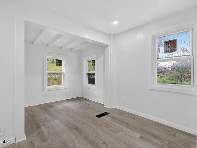 1809 Ridge Rd — Photo 12