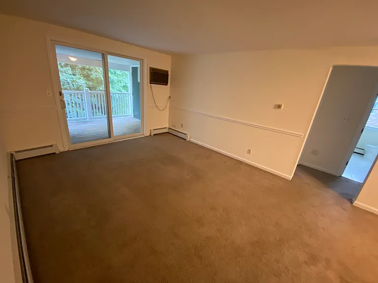 23 Glenwood Ave #14 — Photo 8