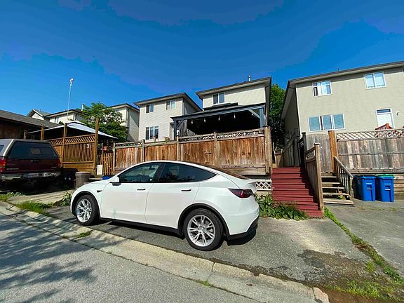 2nd image of 10283 243a St #28