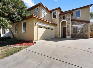 527 Stetson Dr, Oakdale, CA 95361