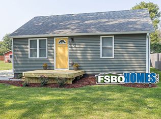 323 5th St, Colona, IL 61241