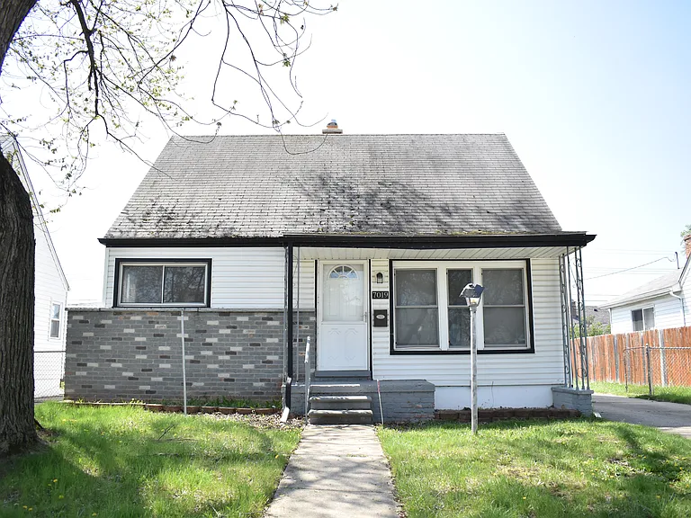 7019 Cardwell St — Photo 1