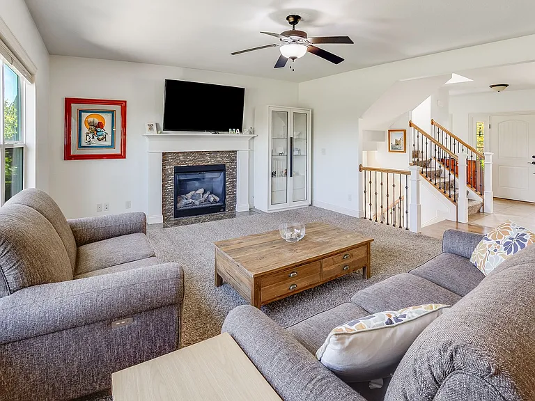 1208 White Oak Rd — Photo 5