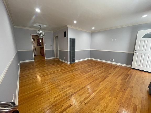 5th image of 1435 N Poinsettia Pl APT B