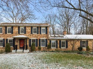 10610 Pine Mills Rd, Fort Wayne, IN 46845