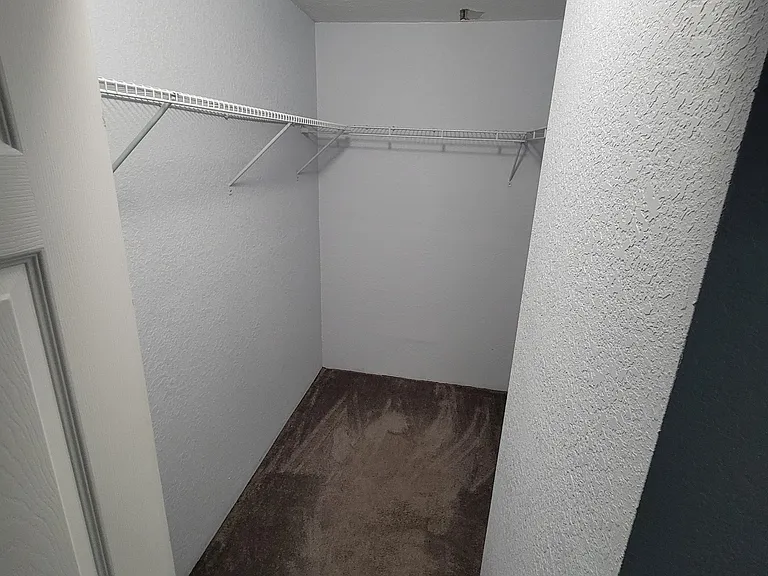 5742 Baywater Dr — Photo 11