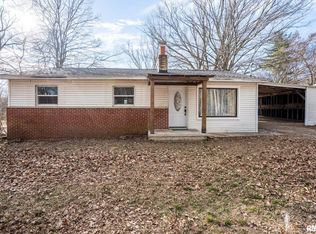 118 Water Tower Dr, Makanda, IL 62958