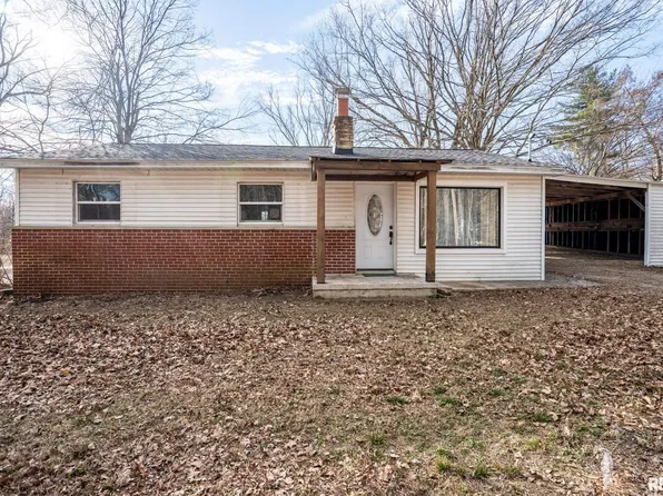 118 Water Tower Dr, Makanda, IL 62958