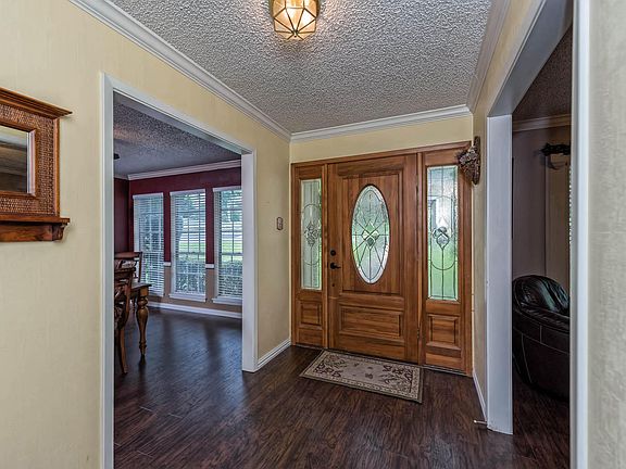 2nd image of 9926 Townridge Dr