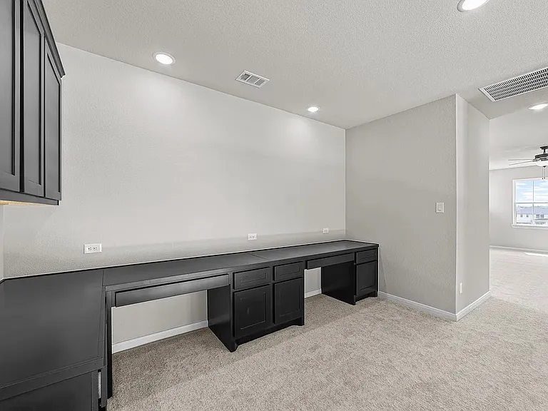 2013 Tolleson Dr — Photo 7