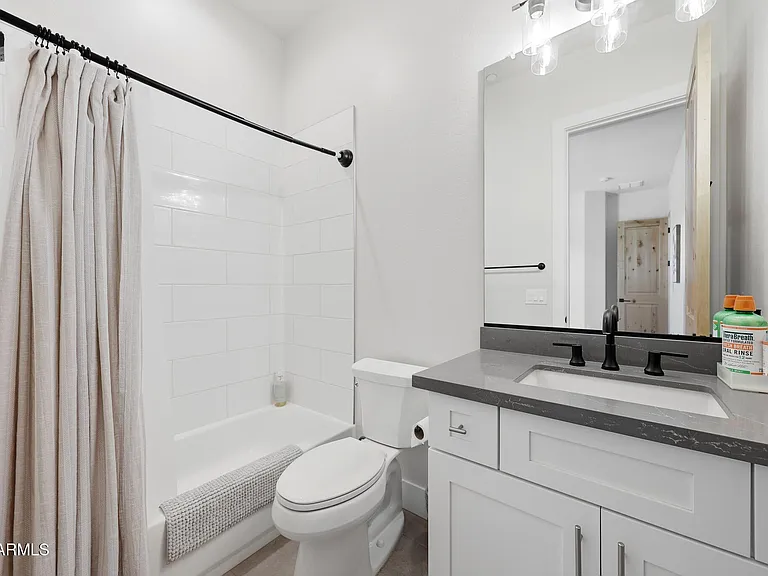 6896 E Lomas Verdes Dr — Photo 38