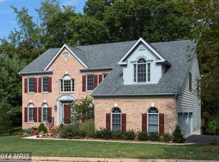 9004 Lupine Den Dr, Vienna, VA 22182