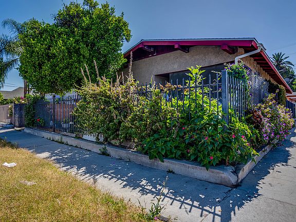 4th image of 3786 Crawford St