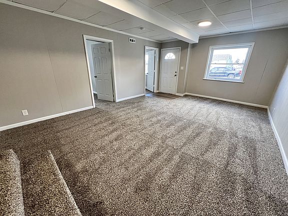 2nd image of 1725 Grand Blvd #1
