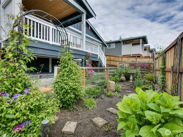 822 Blackwood Court, Bellingham, WA 98226