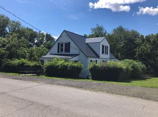 642 5th St NE, Pulaski, VA 24301