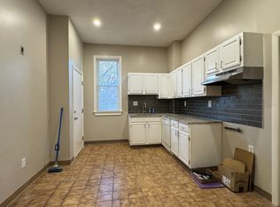 62 River St #1, Cambridge, MA 02139