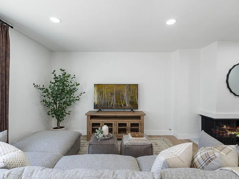 2636 Vista Del Oro — Photo 10