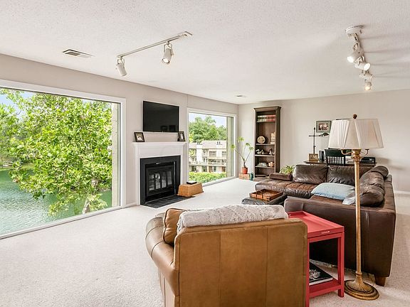 5th image of 1211 Lake Shore Dr #245