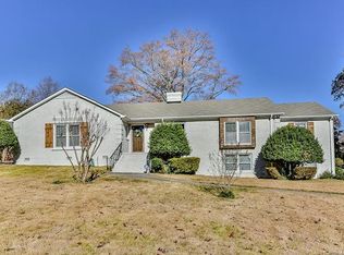 3401 Mountainbrook Rd, Charlotte, NC 28210