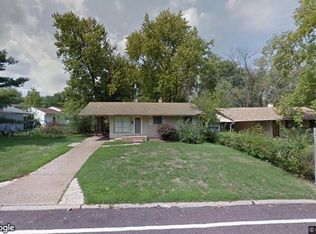 10845 Spring Garden Dr, Saint Louis, MO 63137