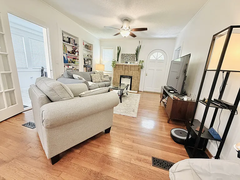 604 Oakland Ave — Photo 5