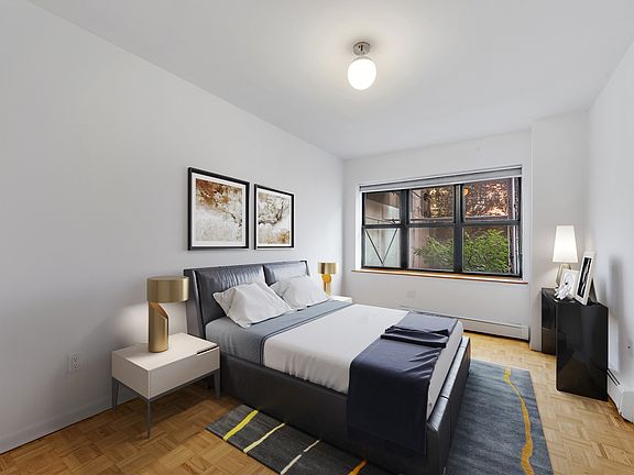 4th image of 453 W 19th St APT 1B