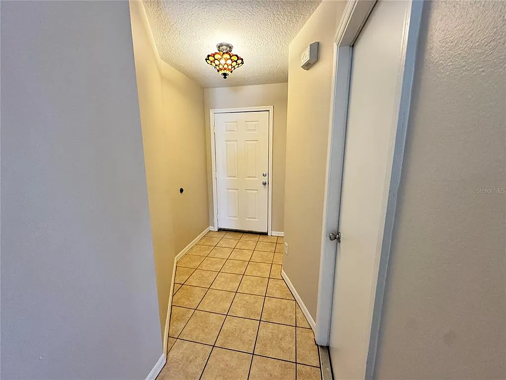 Building Photo - 2618 Icabod Ct