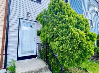 5 Bohn Ct, Baltimore, MD 21237