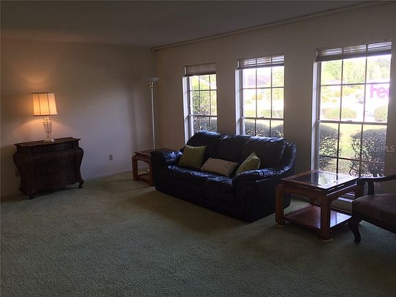 2nd image of 238 Amesbury Cir