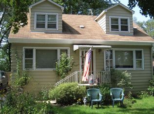308 Oak Ave, Wood Dale, IL