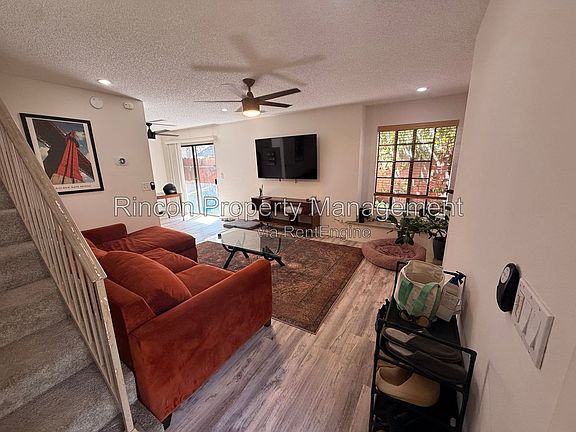 3rd image of 411 Canterbury Way