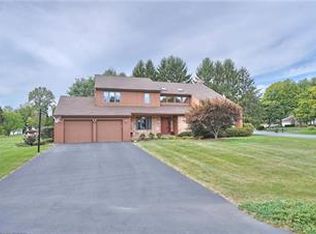 6039 Tamarack Dr, Allentown, PA 18104