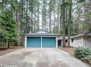 1860 Pheasant Dr, Beaverton, OR 97003