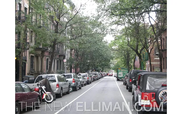 Rented by Douglas Elliman | media 26