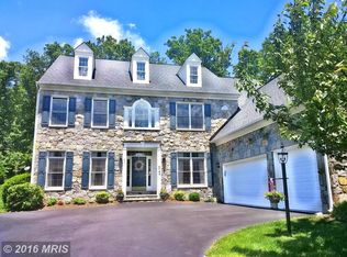 4750 Charter Ct, Woodbridge, VA 22192