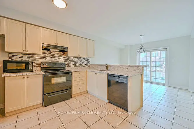 45 Peach Dr — Photo 15