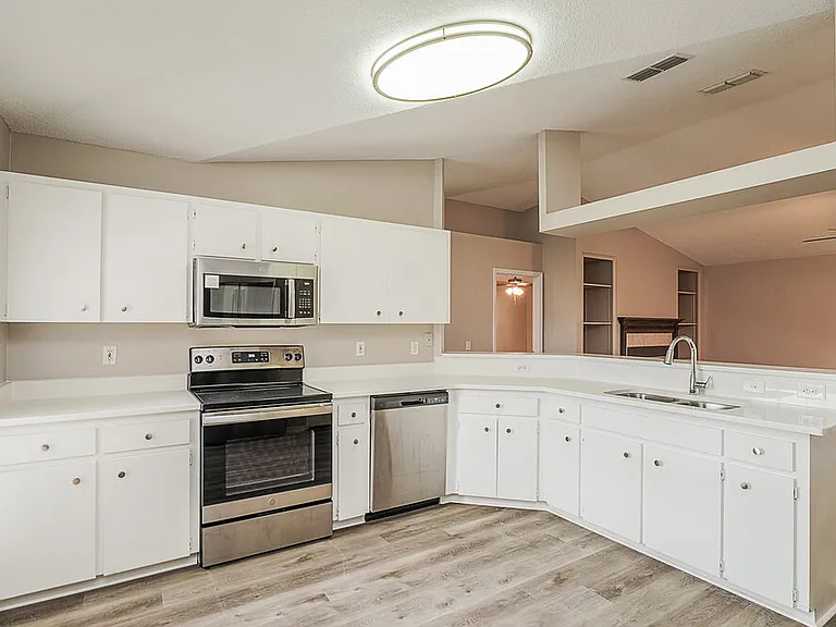 459 Flamingo Ct — Photo 6