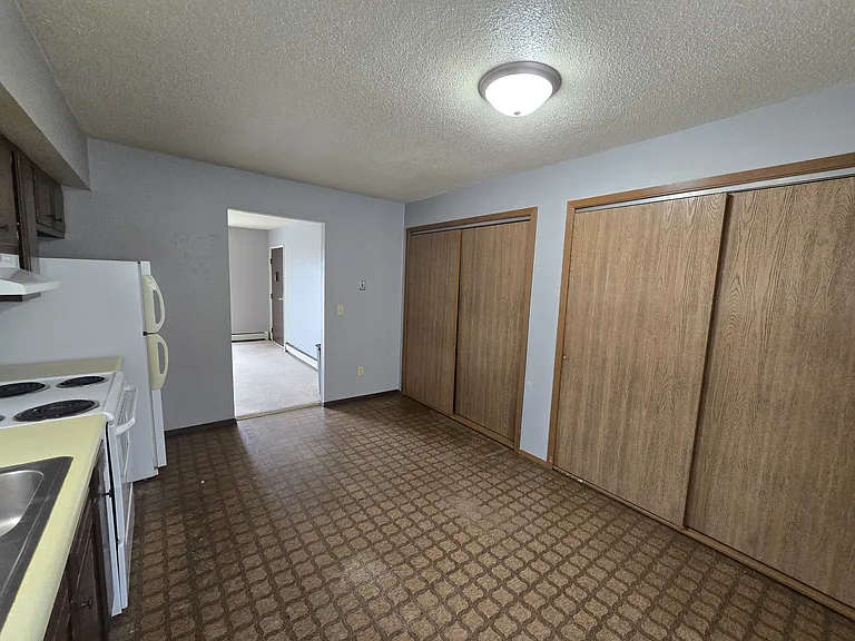 101 16th Ave NW #16 — Photo 6