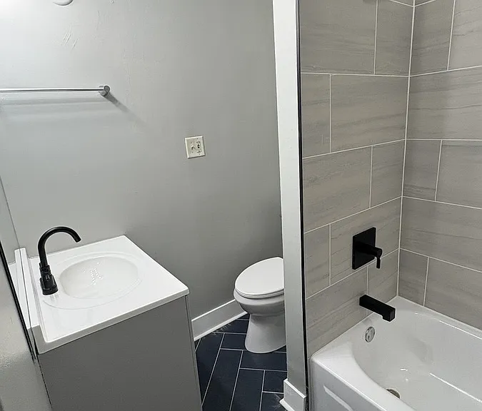 4856 S Cottage Grove Ave #2 — Photo 6