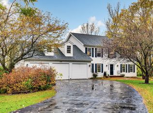 2418 Steeplechase Ct, Spring Grove, IL 60081